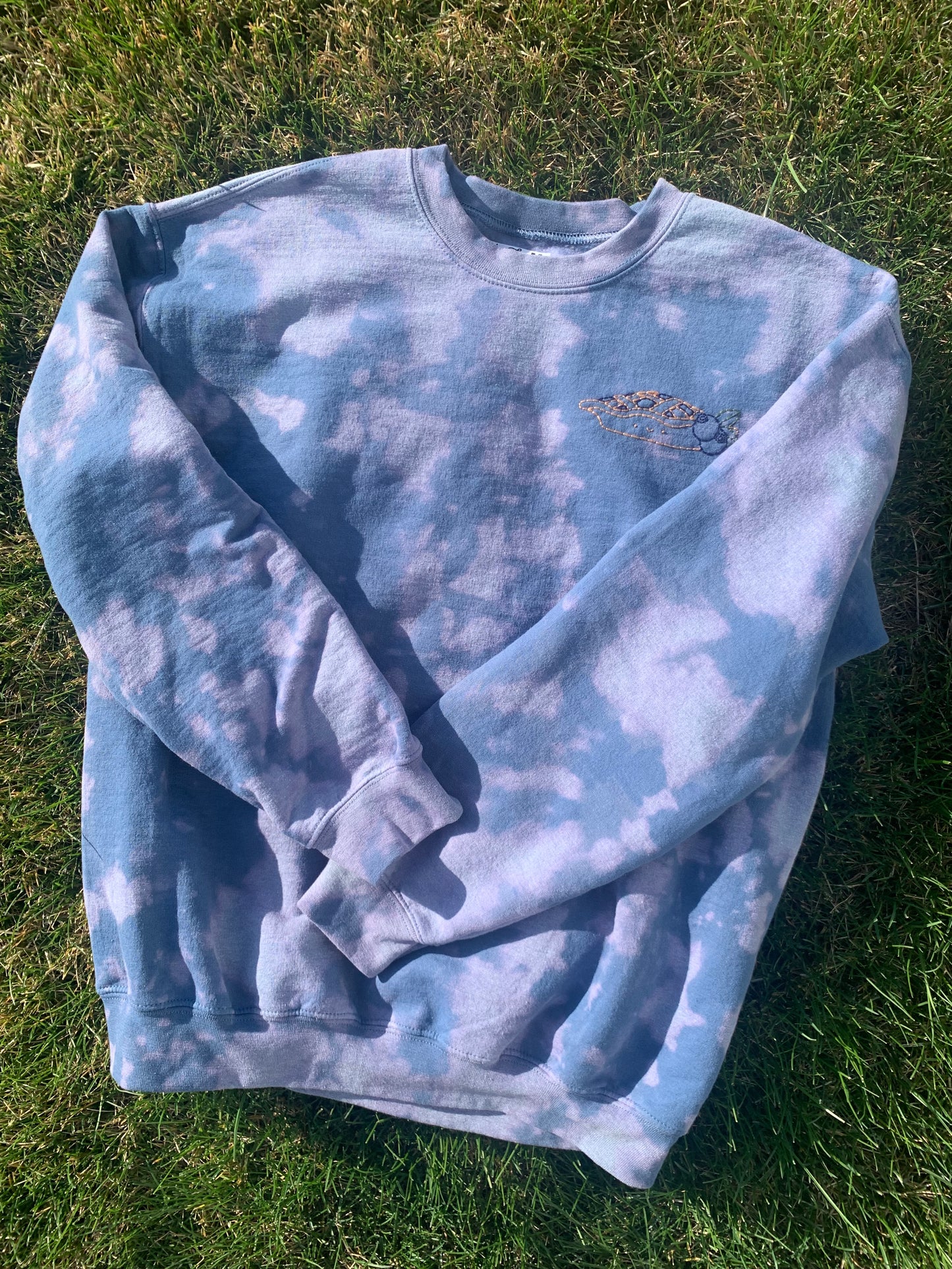 Handmade Blueberry Pie Sweater – Cozy Knit Pullover with Cottagecore Dessert-Inspired Design