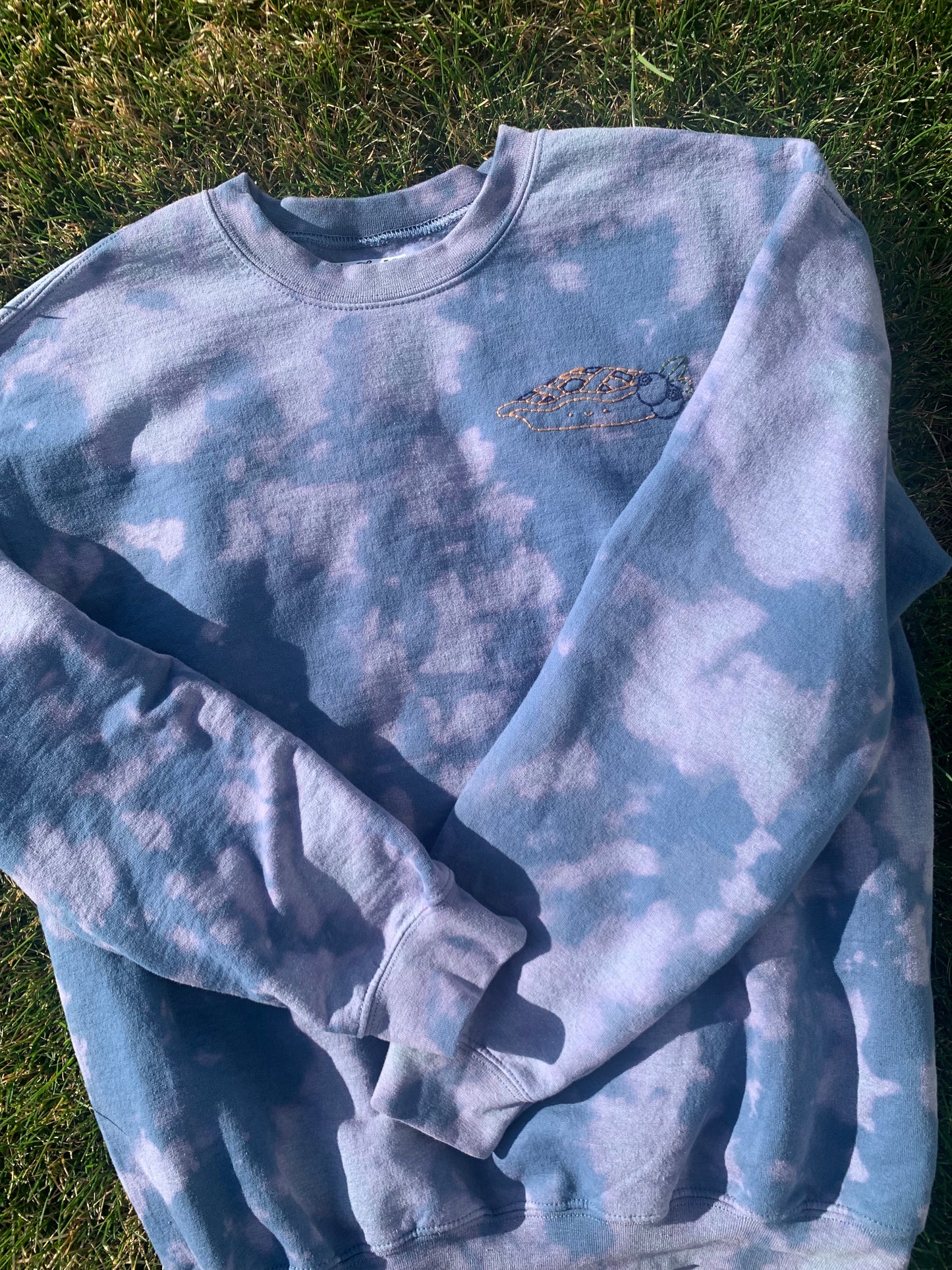 Handmade Blueberry Pie Sweater – Cozy Knit Pullover with Cottagecore Dessert-Inspired Design